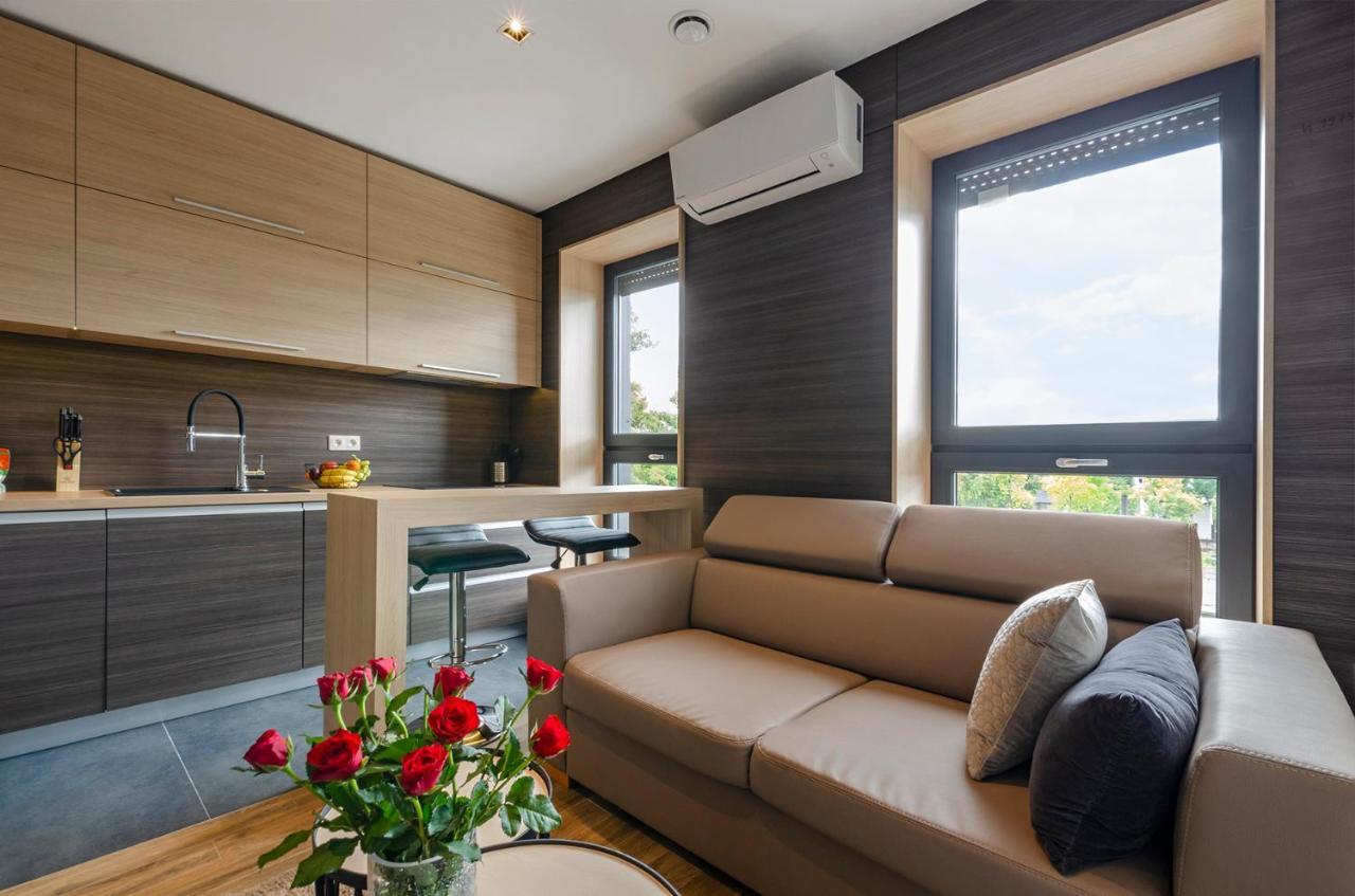 Lupoapartments Z Jacuzzi Pole Dance Leczycka 29 Klimatyzacja Parking Dostep Na Kod Łódź Exterior foto