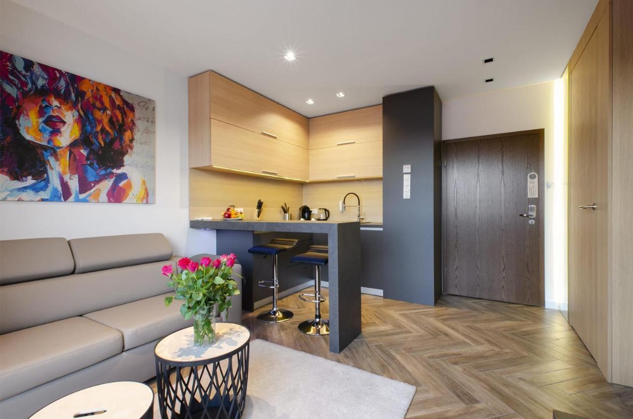 Lupoapartments Z Jacuzzi Pole Dance Leczycka 29 Klimatyzacja Parking Dostep Na Kod Łódź Exterior foto