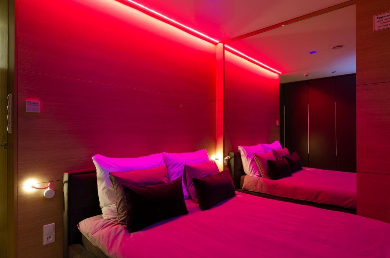 Lupoapartments Z Jacuzzi Pole Dance Leczycka 29 Klimatyzacja Parking Dostep Na Kod Łódź Habitación foto